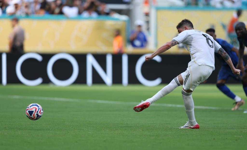 扑克里的动态应对（牌桌上的灵活应变）